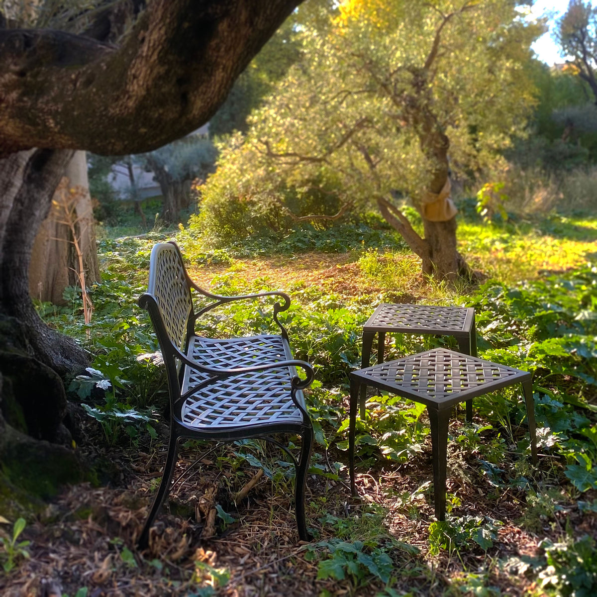 Willow Tisch - Antik Bronze