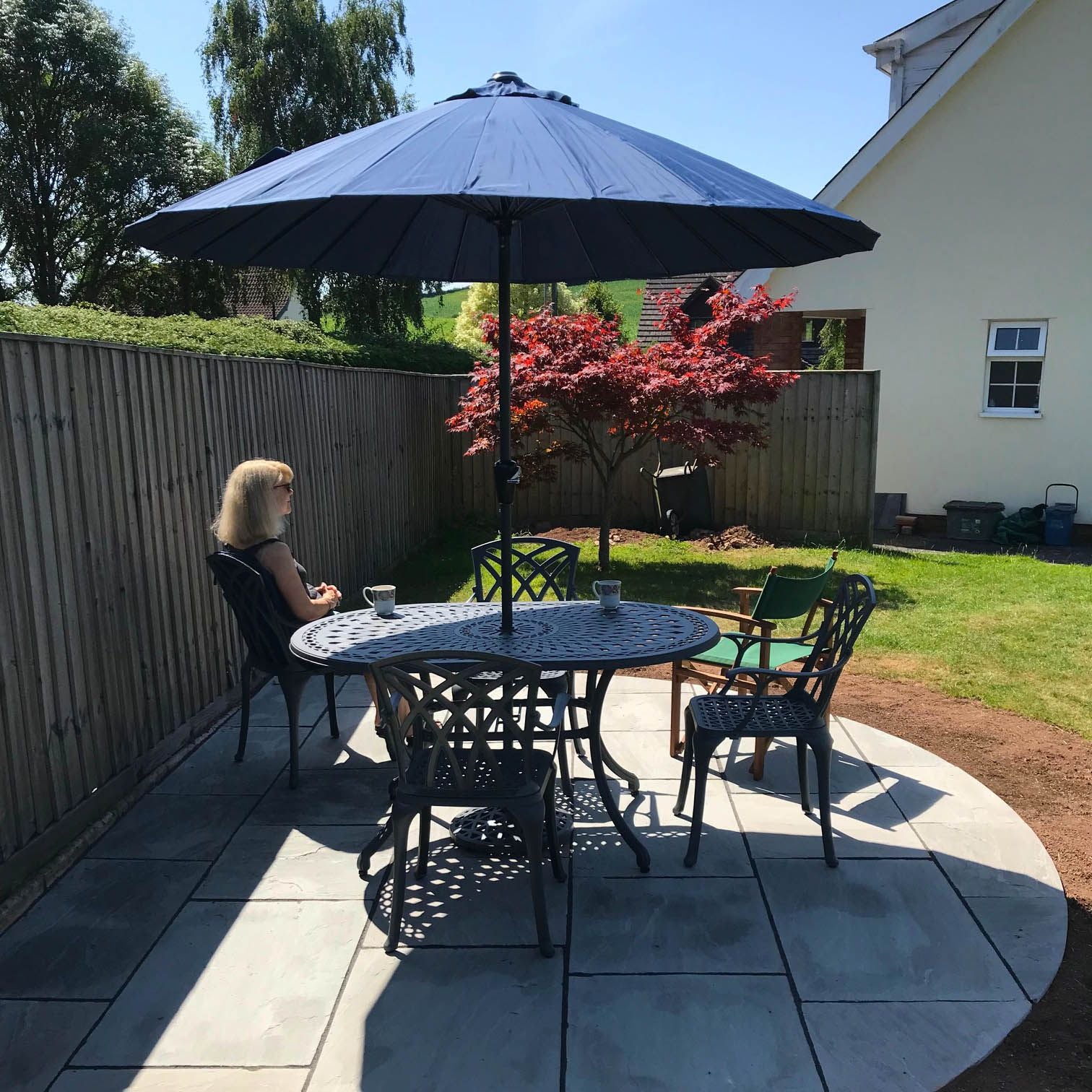 JUNE Tisch (4 Personen Set)