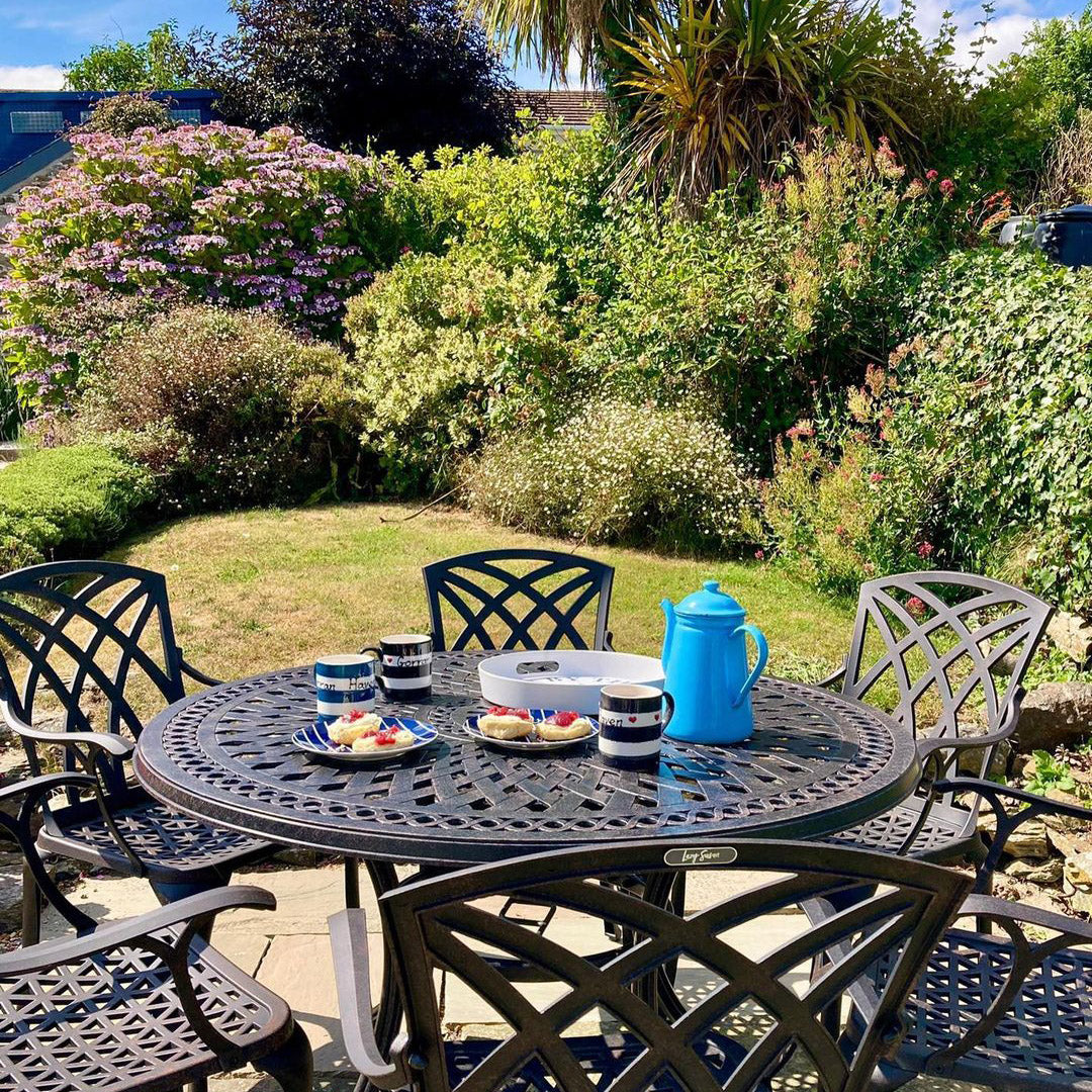 ALICE Tisch (6 Personen Set)