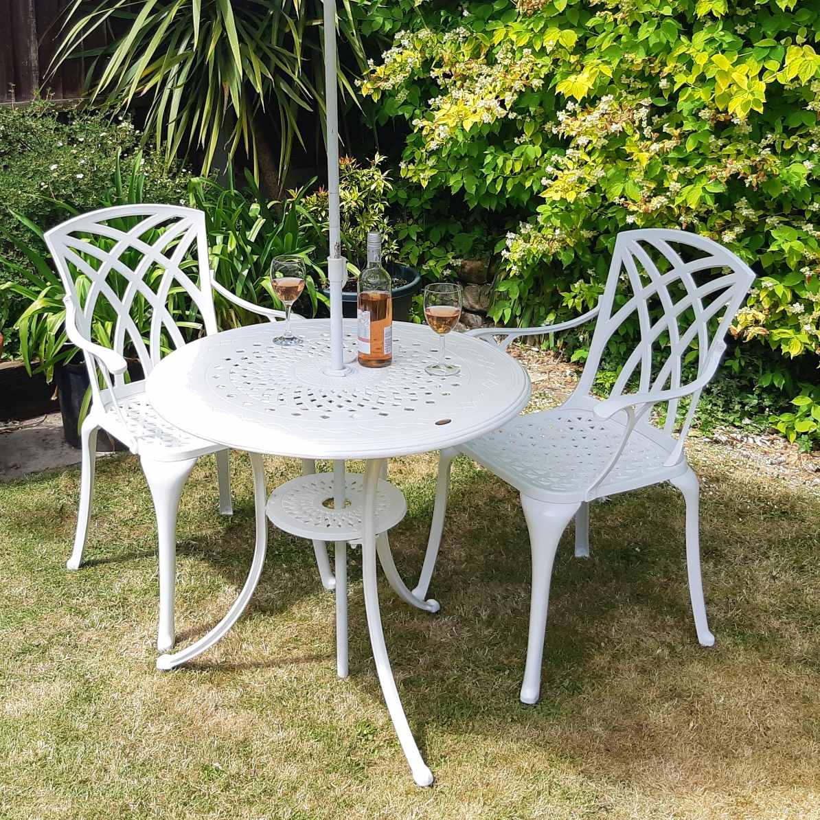 Anna - Kleiner Gartentisch + 2 Stühle - Weiß