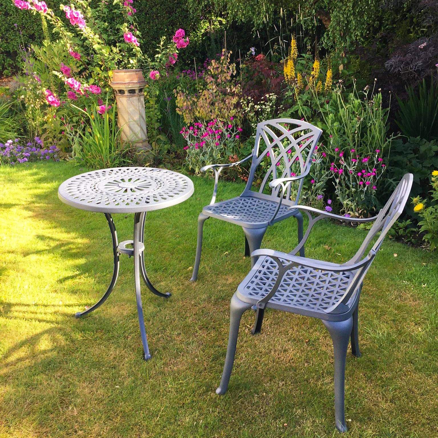 EVE Bistro Tisch (2 Personen Set)