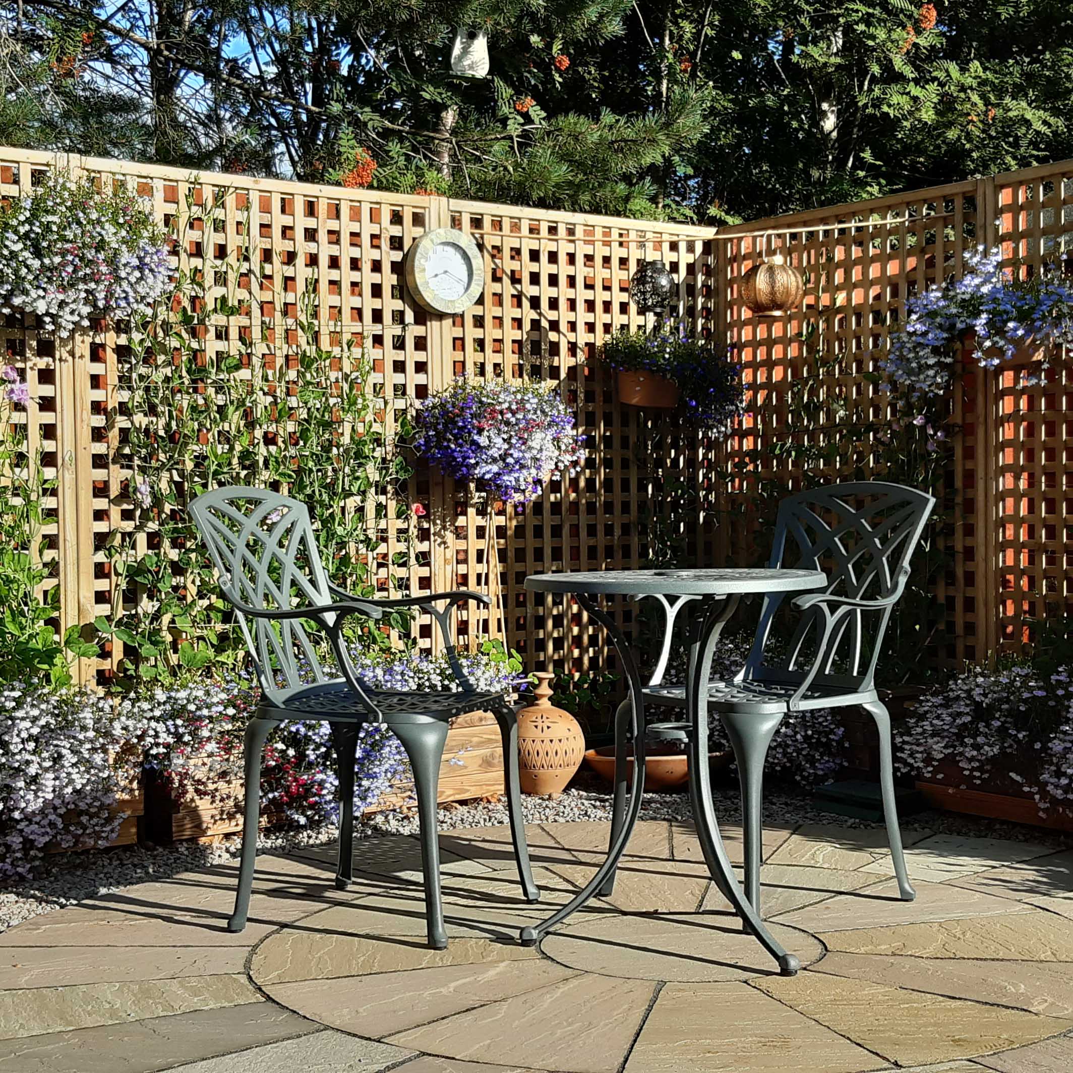 EVE Bistro Tisch (2 Personen Set)