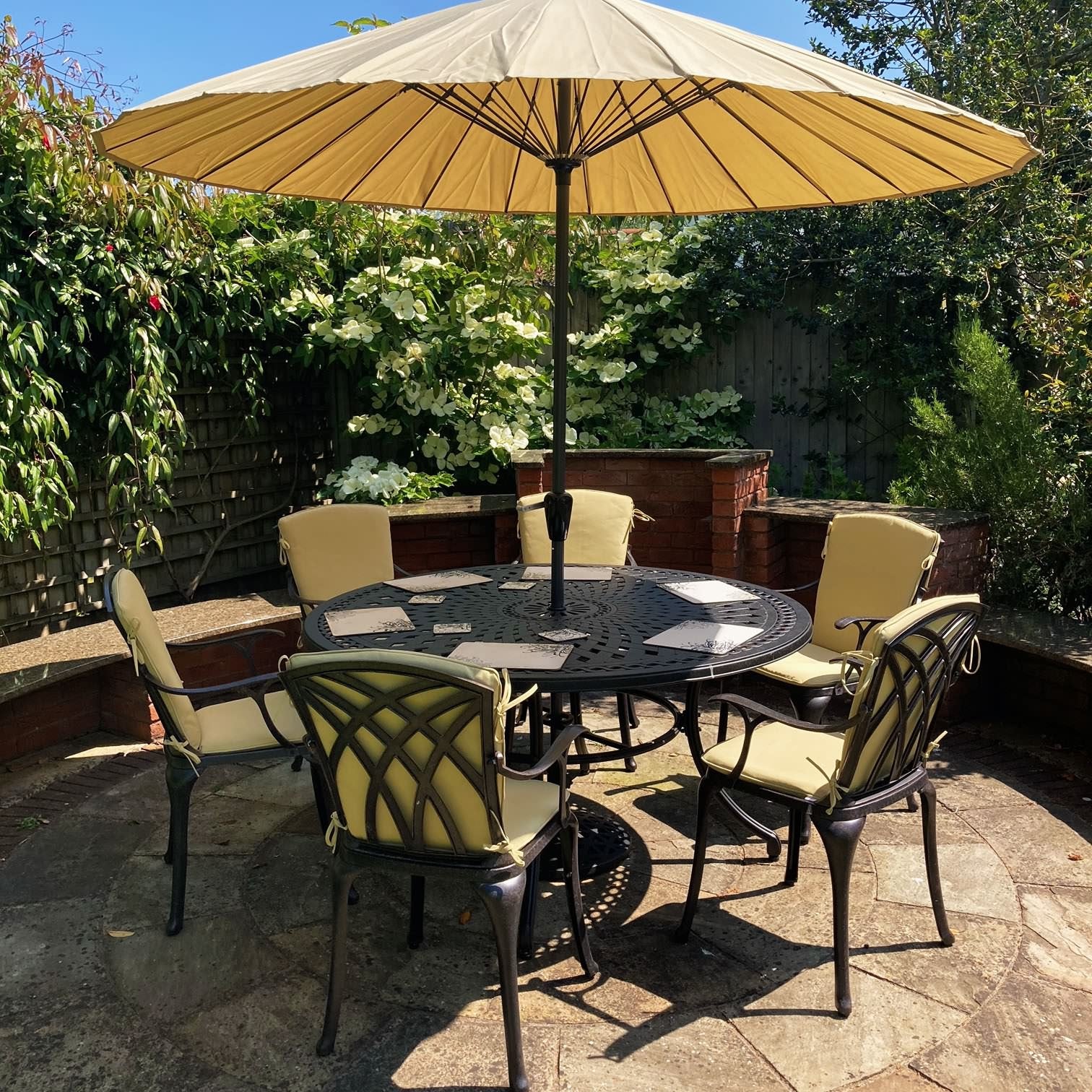 FRANCES Tisch (6 Personen Set)