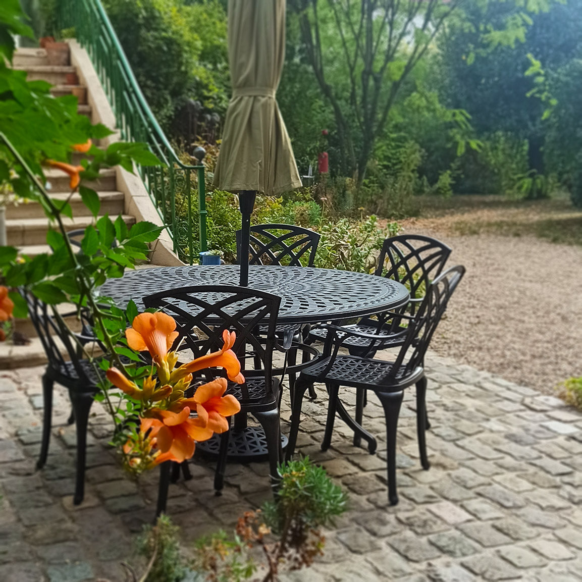 FRANCES Tisch (6 Personen Set)