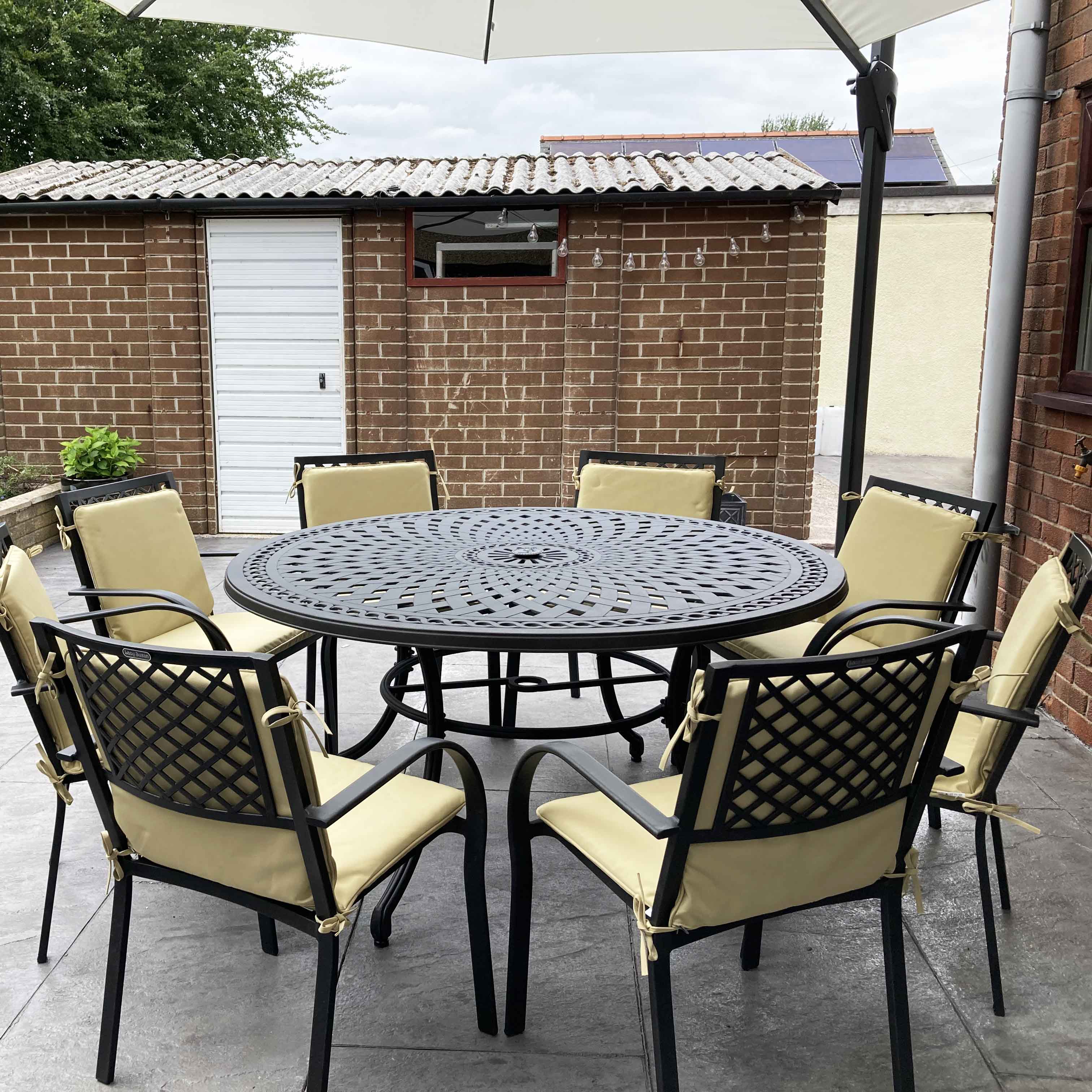 FRANCES Tisch (8 Personen Set) - Antik Bronze