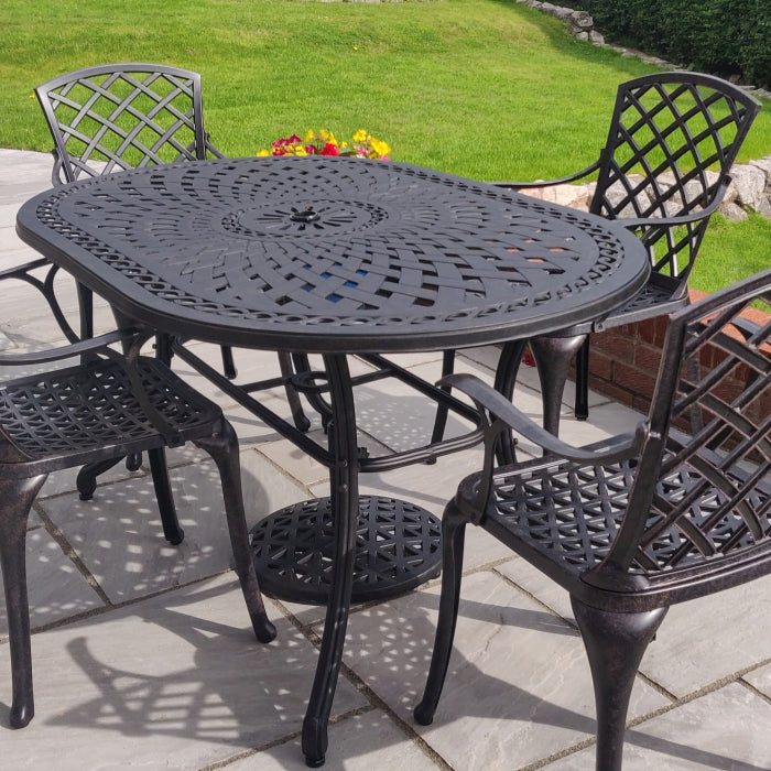 JUNE Tisch (4 Personen Set)