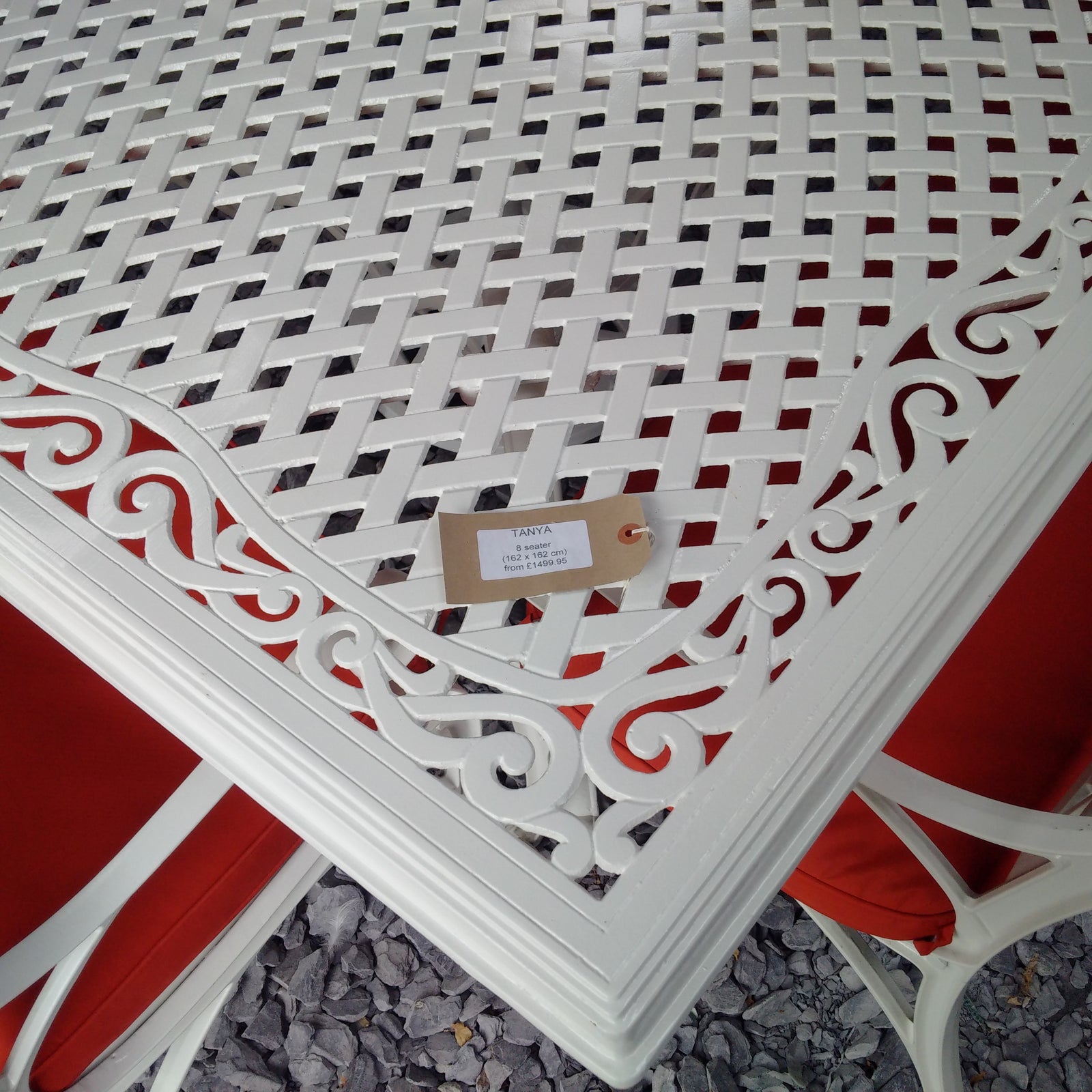 TANYA Tisch (8 Personen Set)