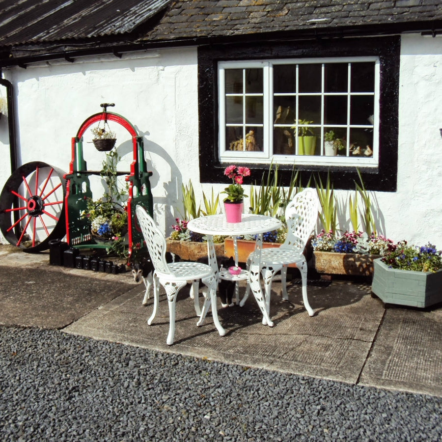 ROSE Bistro Set (Tisch mit 2 Stühlen)