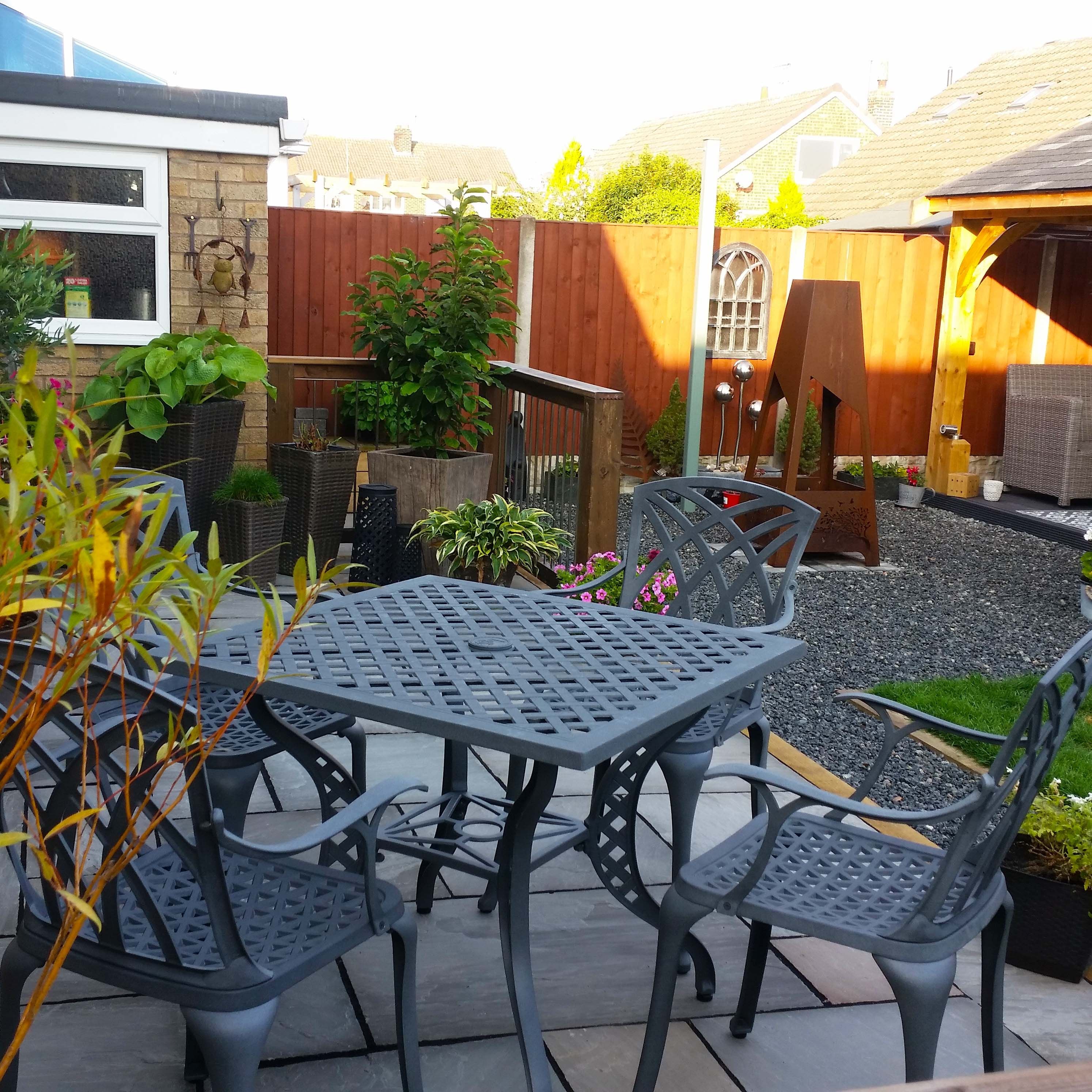 LUCY Tisch (4 Personen Set)