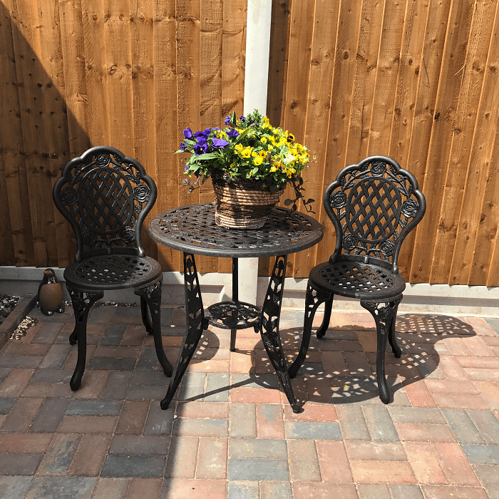 ROSE Bistro Set (Tisch mit 2 Stühlen)