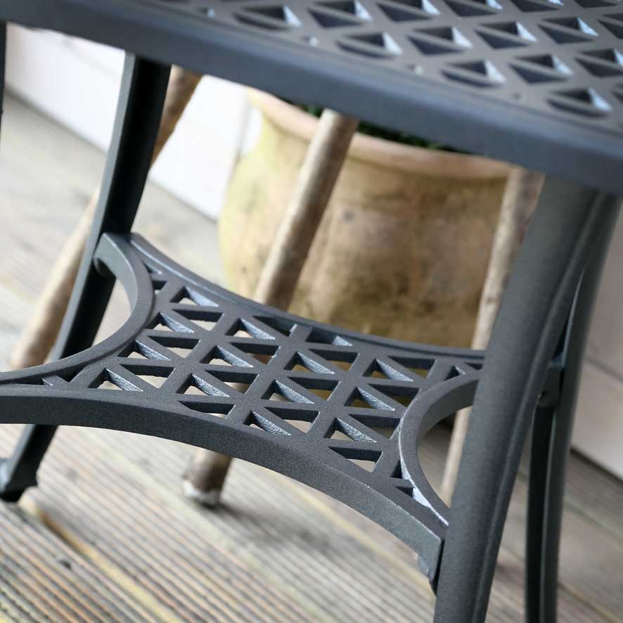 Sandra Tisch - Schiefergrau