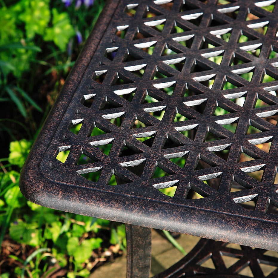 Sandra Tisch - Antik Bronze