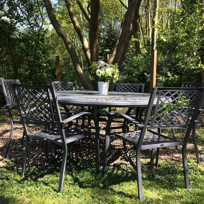FRANCES Tisch (8 Personen Set)