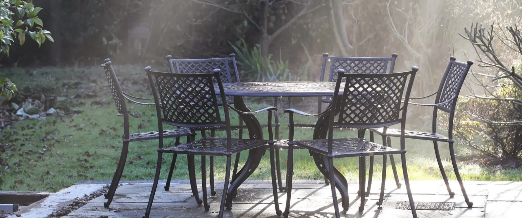 Wetterfeste Gartenmöbel 2026: Die besten Materialien und Angebote