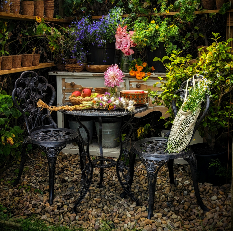 London Rose Bistroset - Antik-Bronze (2-Sitzer-Set)