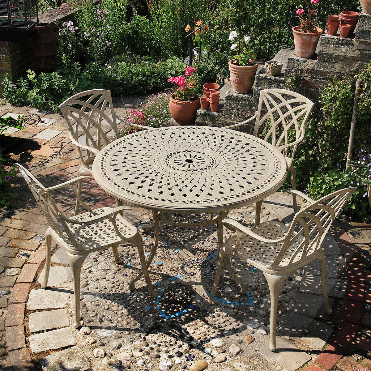 ALICE Tisch (4 Personen Set) Sandfarben