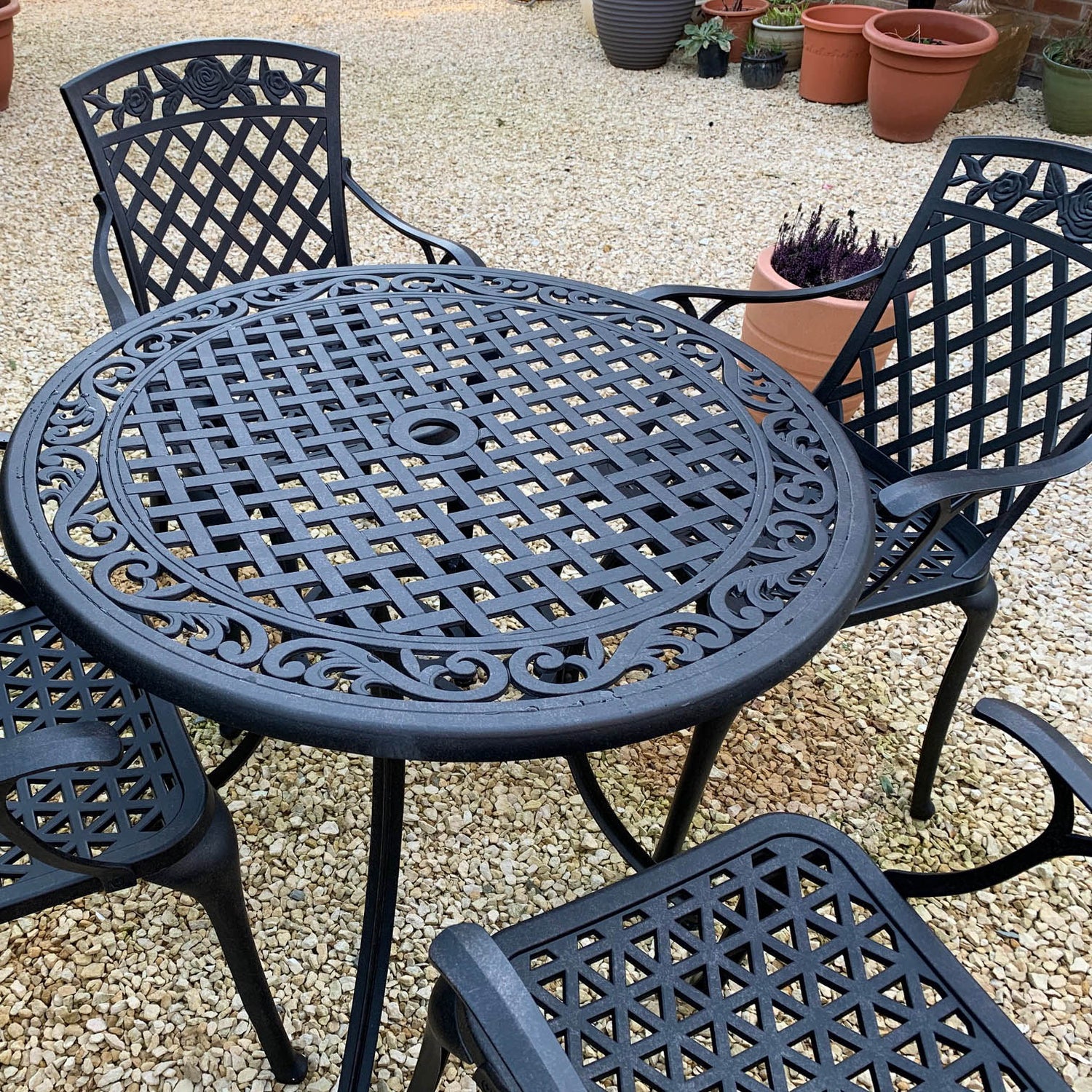 HANNAH Tisch (4 Personen Set)