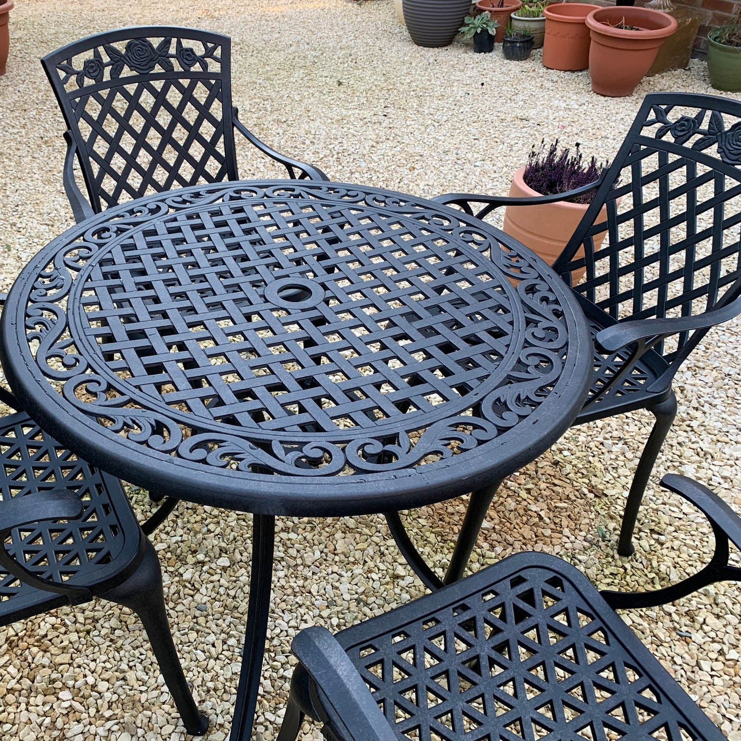 HANNAH Tisch (4 Personen Set)