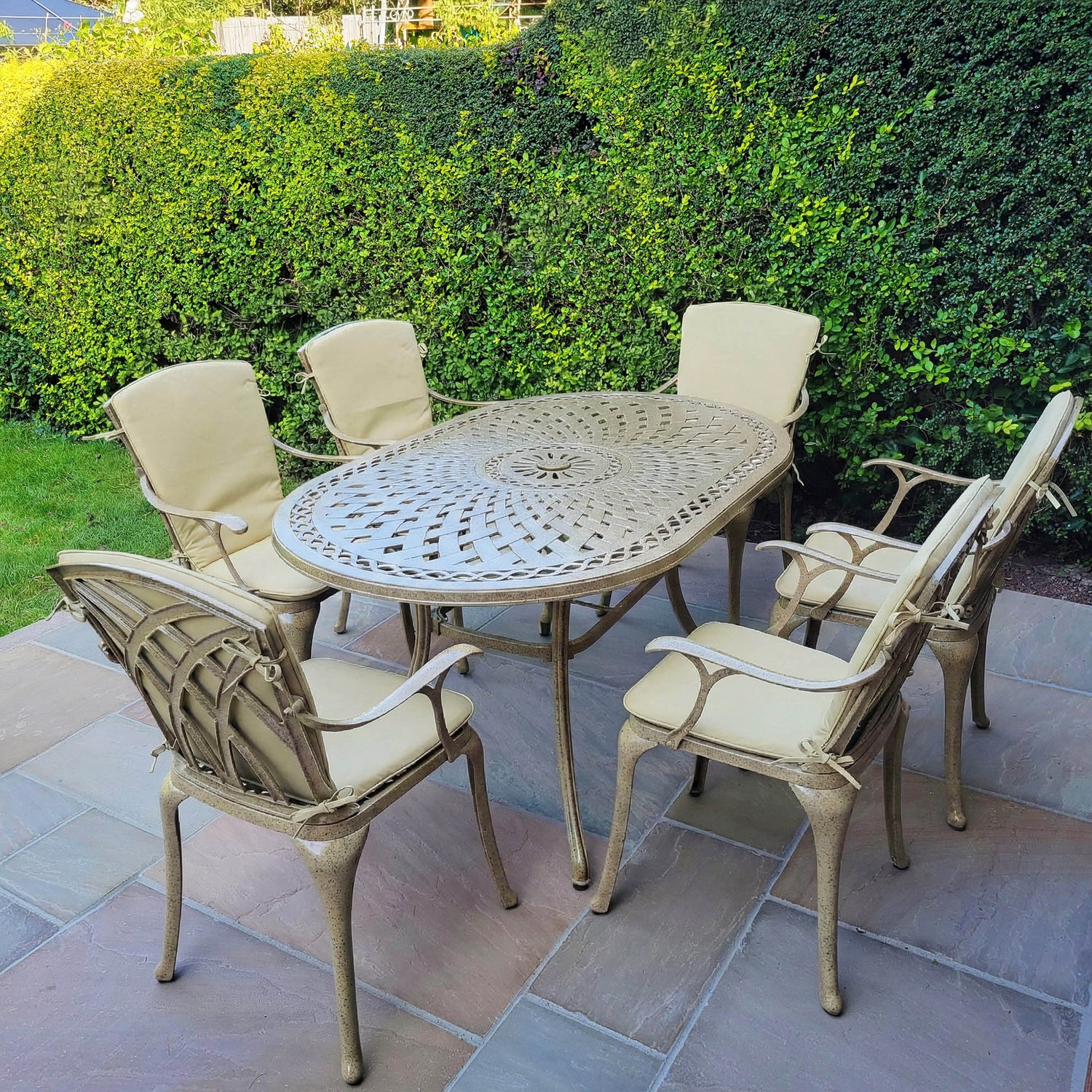 JUNE Tisch (6 Personen Set)