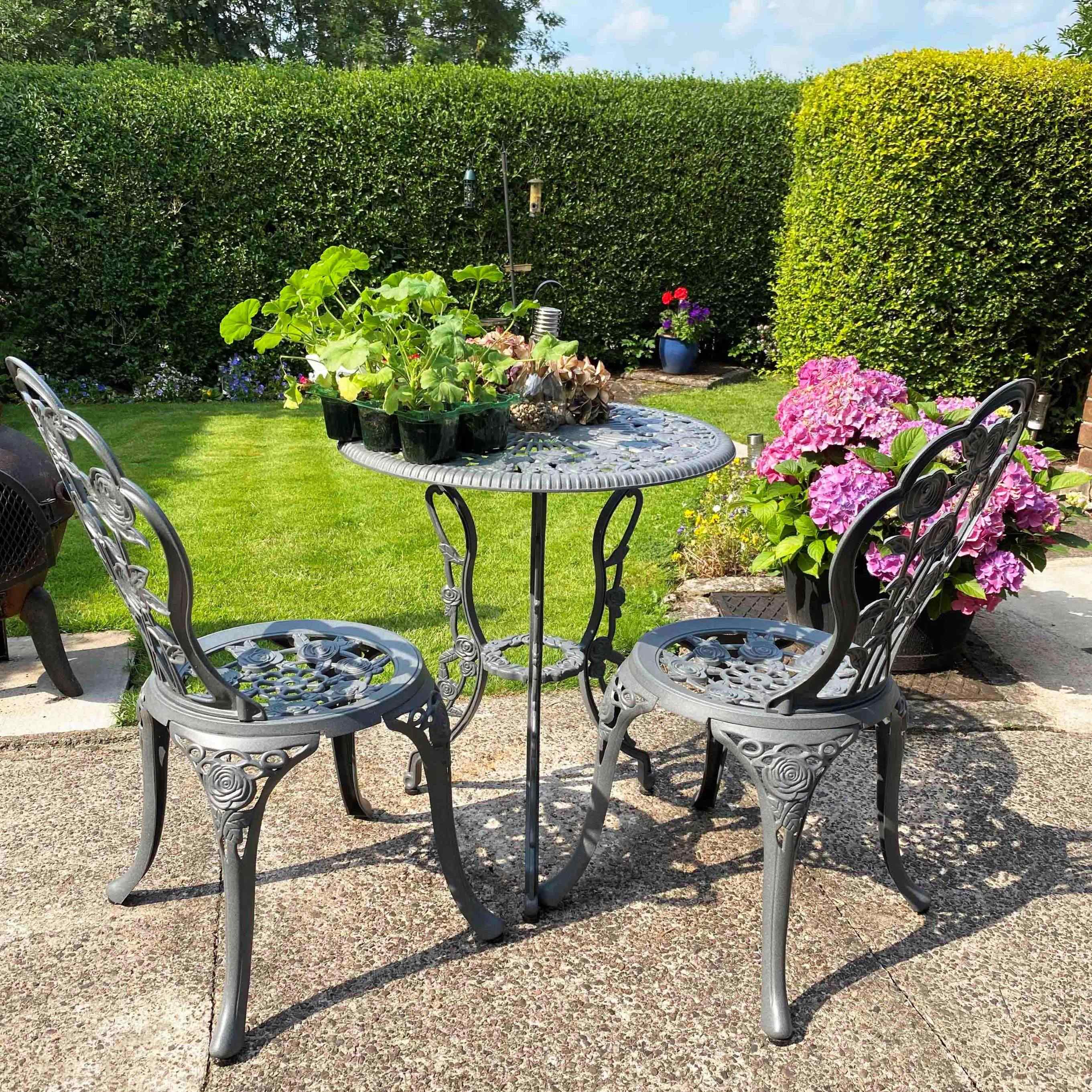 London Rose Bistroset - Schiefergrau (2-Sitzer-Set)