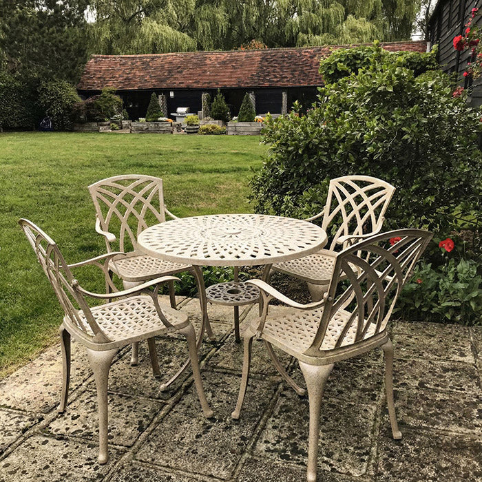 MIA Tisch (4 Personen Set)