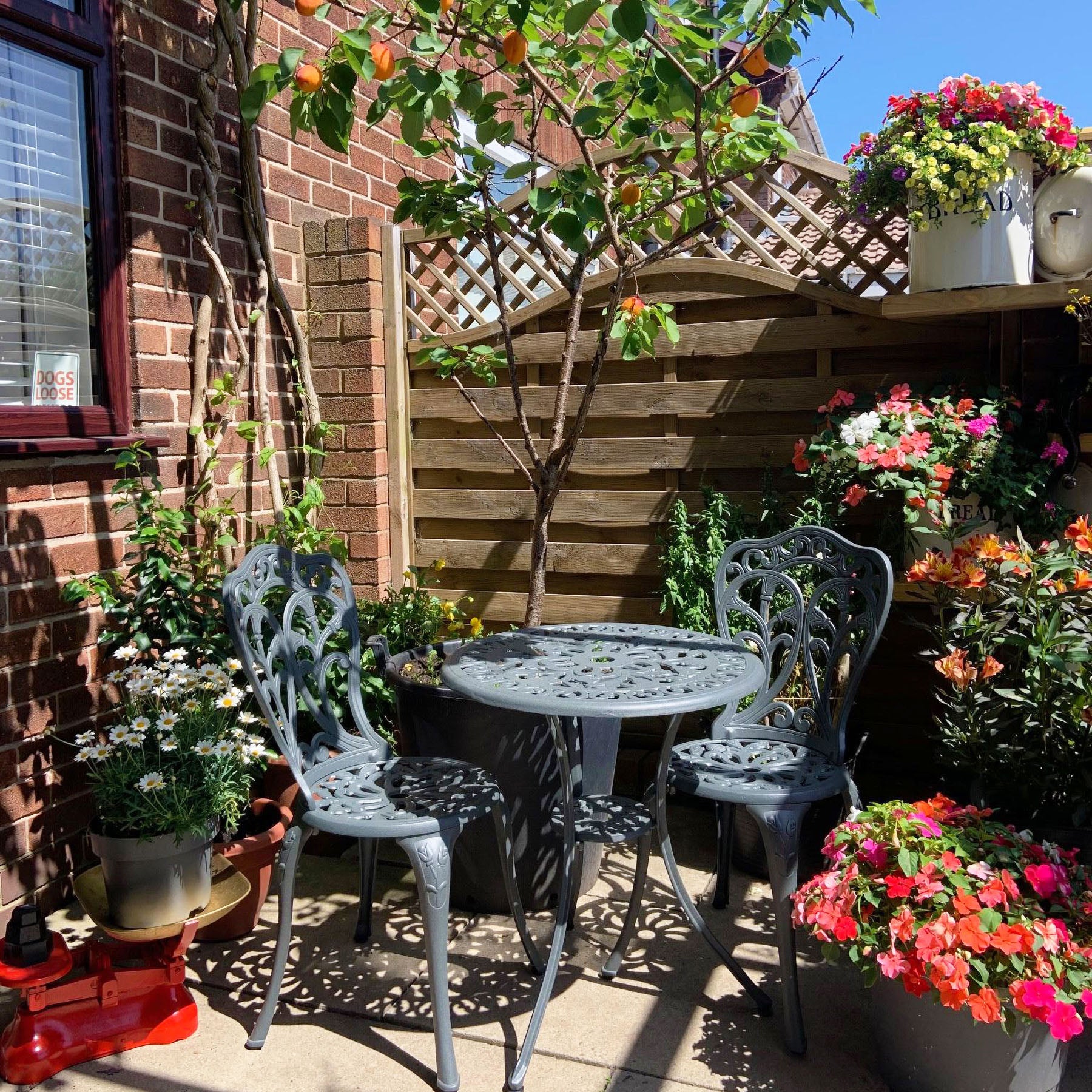 TULIP Bistro Set (2 Personen Set)