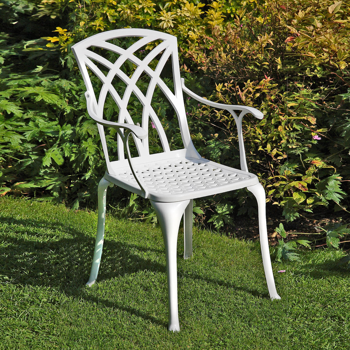 Weißer Metall Gartenstuhl