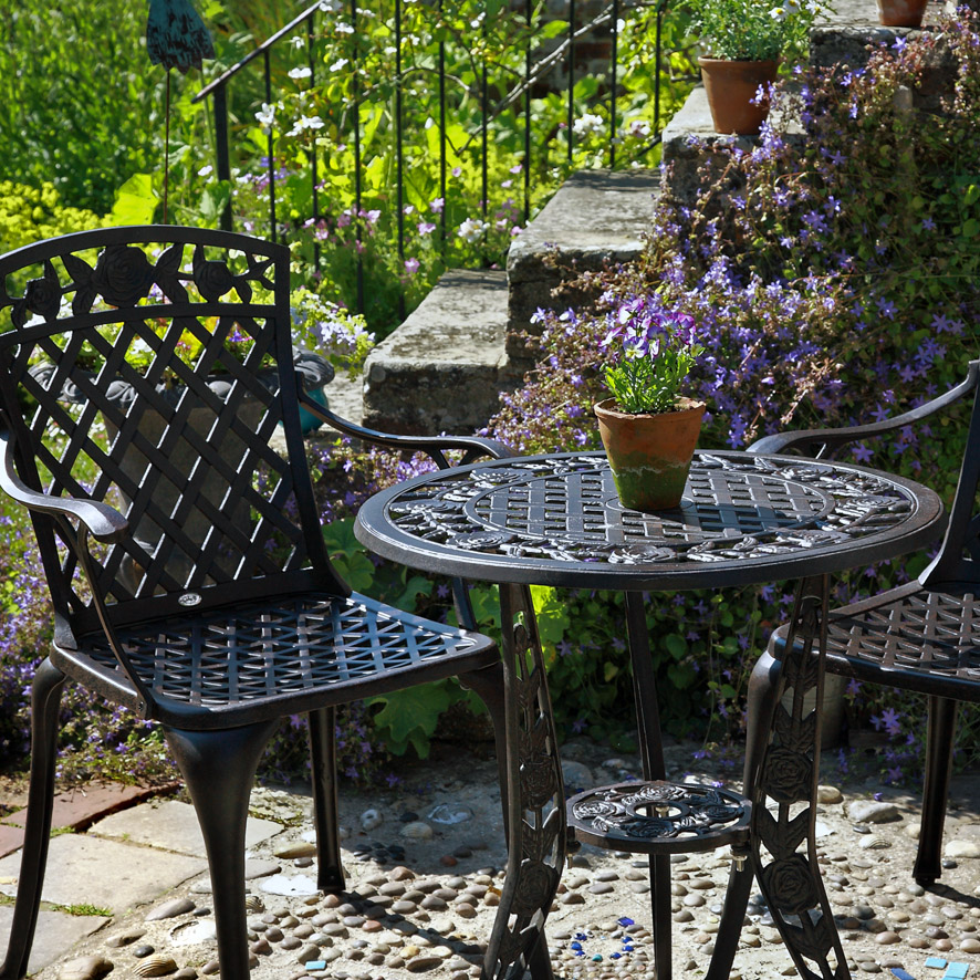 Rose Bistroset - Gartentisch & Stühle für 2 Personen | Lazy Susan