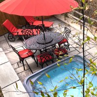 Vorschau: Customer photo of the June 6 seater garden table and chairs in antique bronze with terracotta cushions and parasol