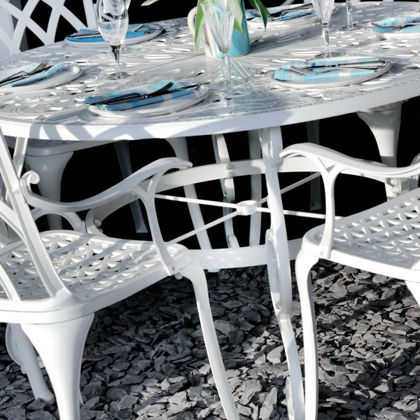 White 135cm Metal Garden table set 1