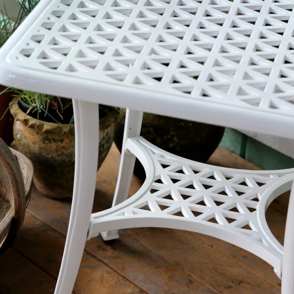White_Sandra_Side_Table_Cast_Aluminium_Garden_Furniture_5
