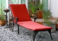 Vorschau: Red garden sunlounger cushion 2